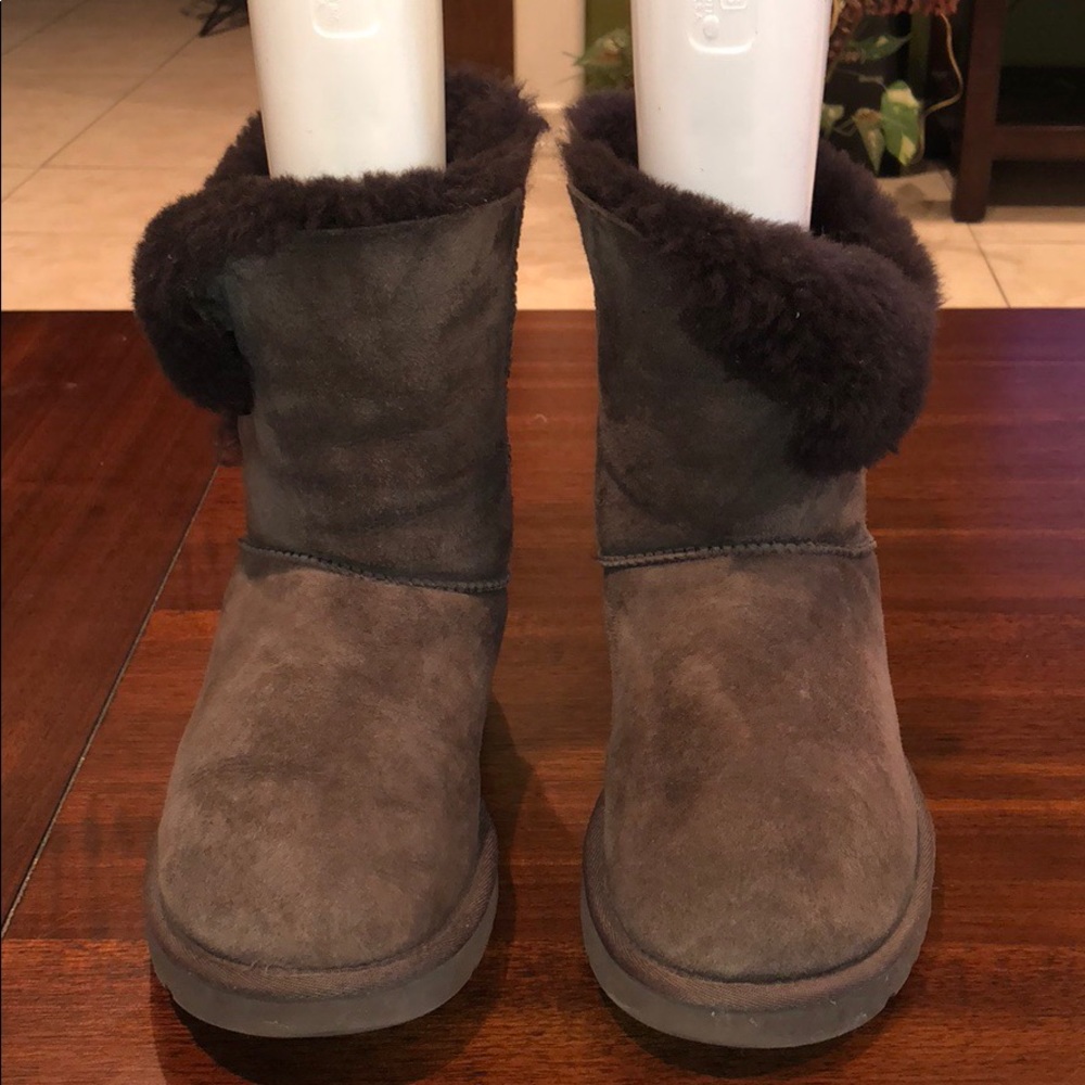 UGG Womens Bailey Button BOOTS 5803 Brown